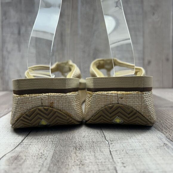 Volatile Women's Island Wedge Platform Sandals Raffia Thong Flip Flop Tan Size 8 - Picture 11 of 16